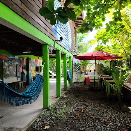Hotel The Bocas Corner Bocas del Toro Exterior foto
